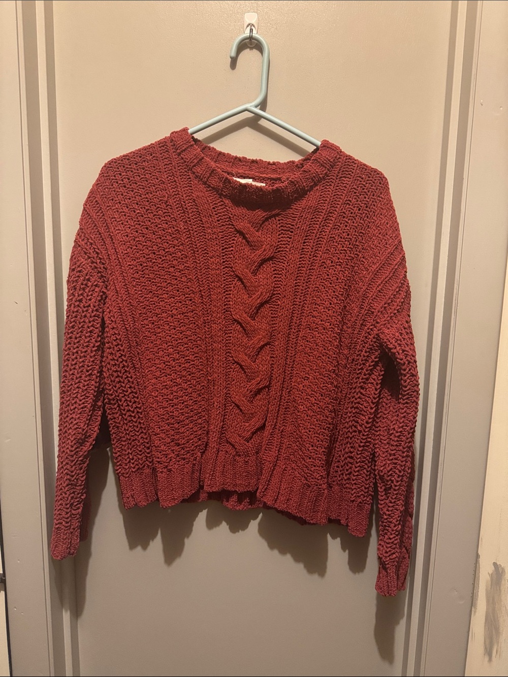 Aeropostale Women's Cable Crew Sweater - Rust